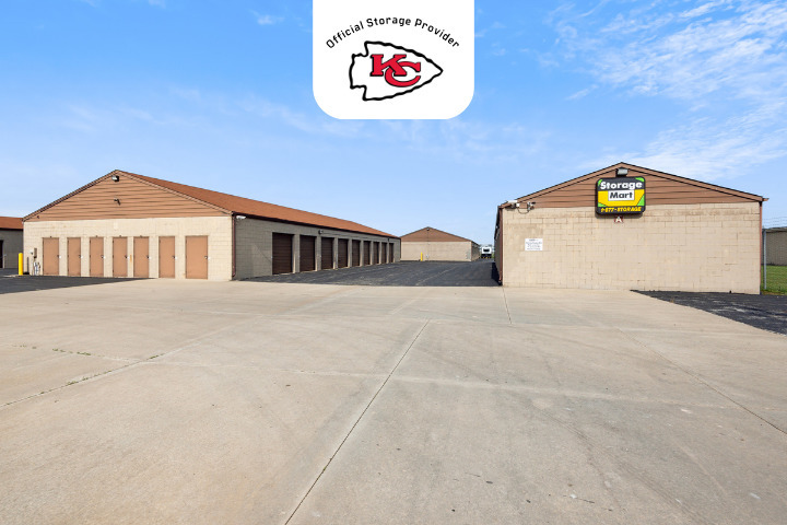 StorageMart self storage NW 10th St Waukee